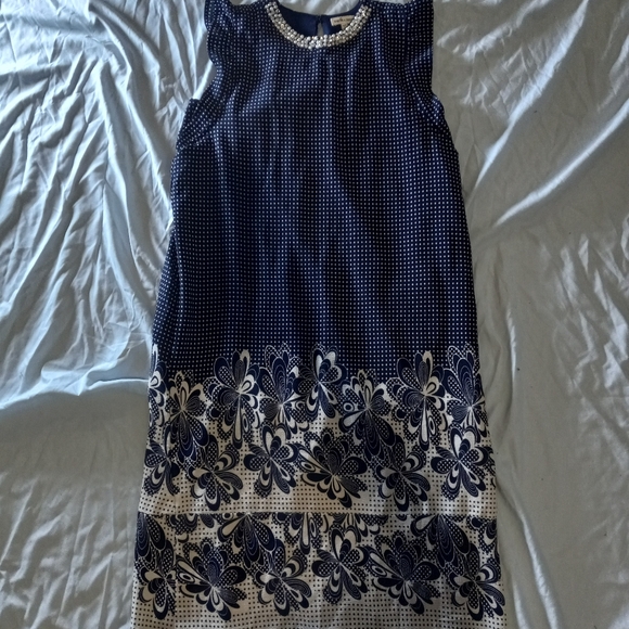 Navy Pattern Dress - Picture 6 of 6